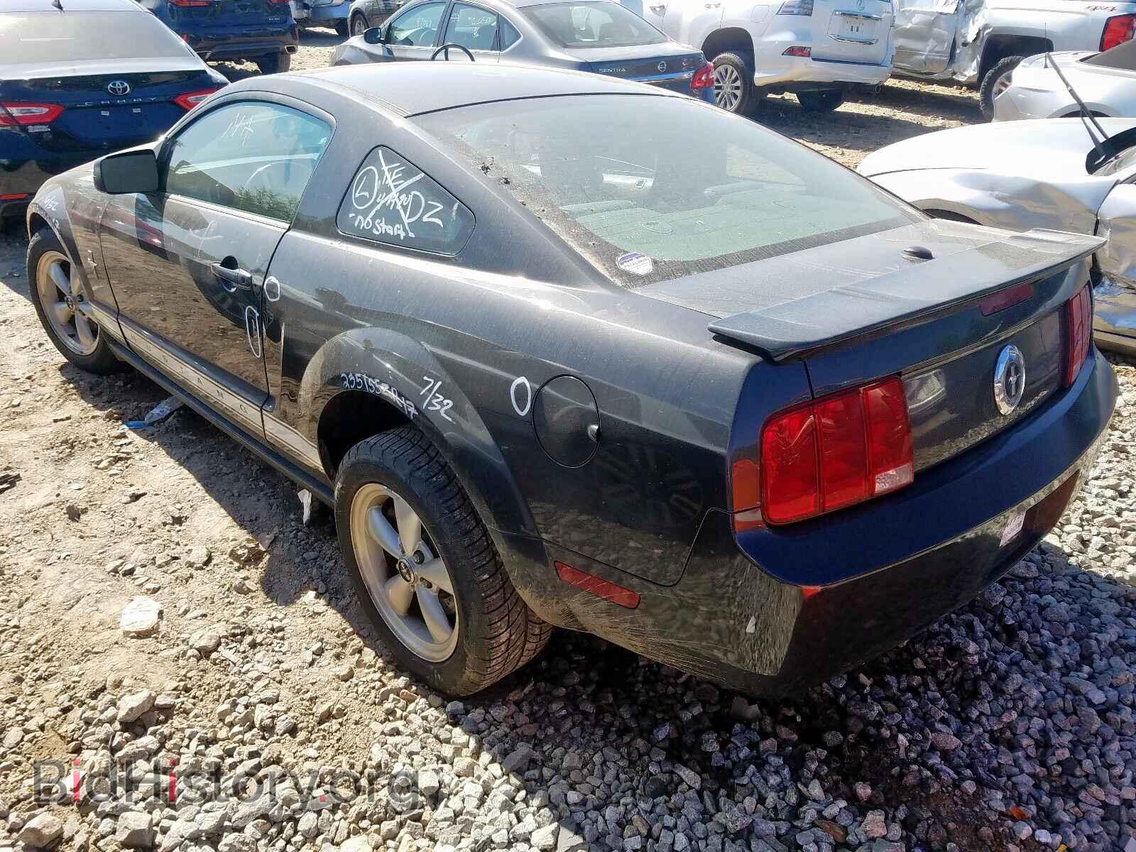 2007 FORD MUSTANG - VIN: 1ZVHT80N175363731 - Фото 3