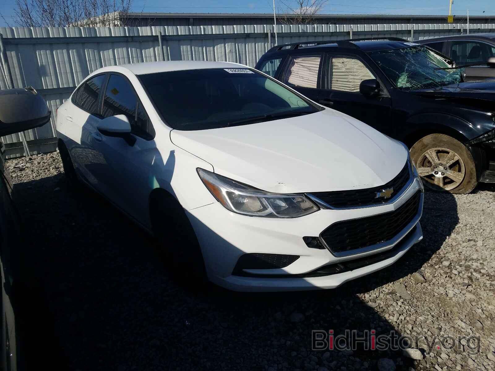 Photo 1G1BC5SM5H7172842 - CHEVROLET CRUZE 2017