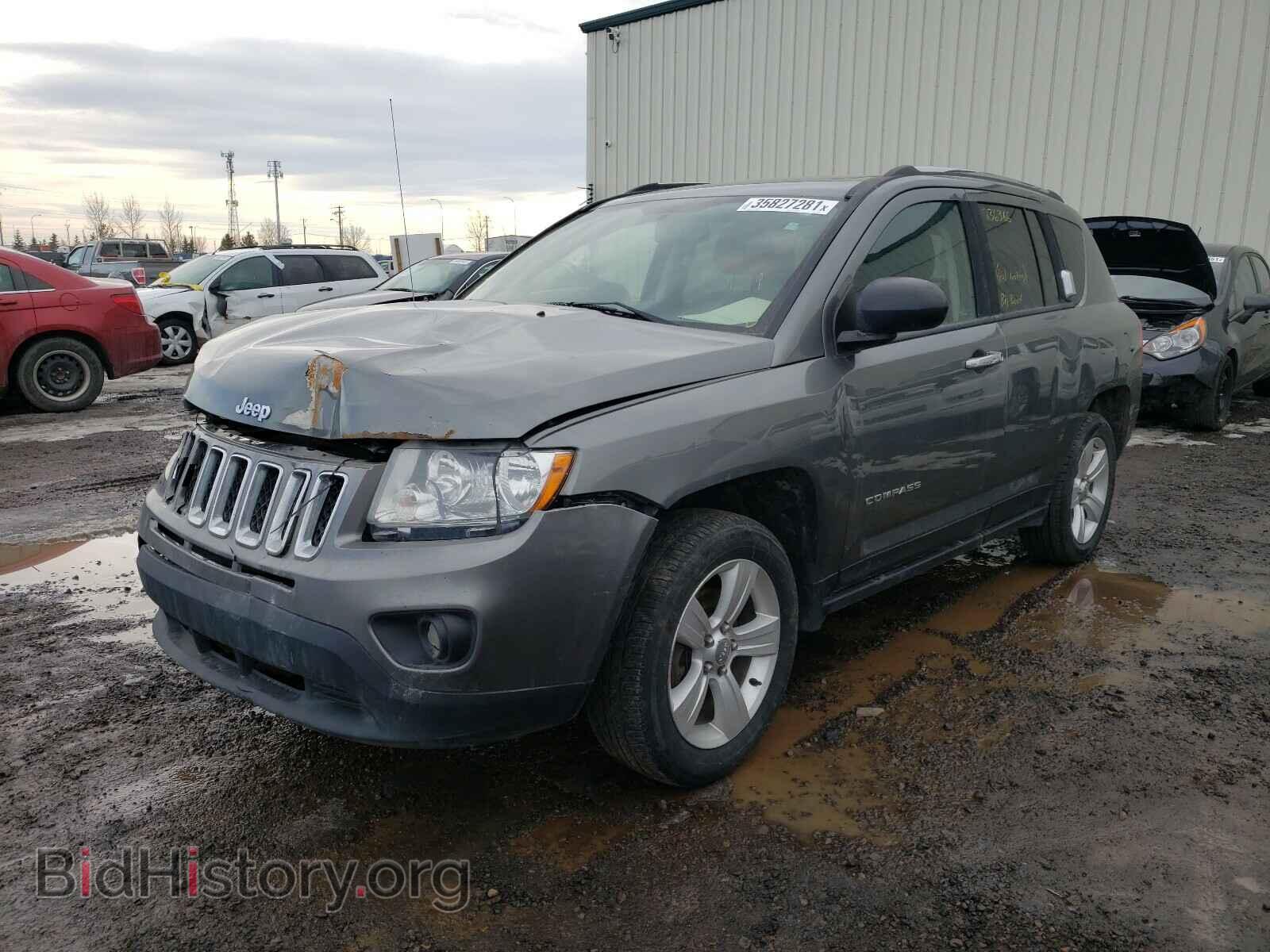 2013 JEEP COMPASS - VIN: 1C4NJDAB2DD217672 - Photo 2