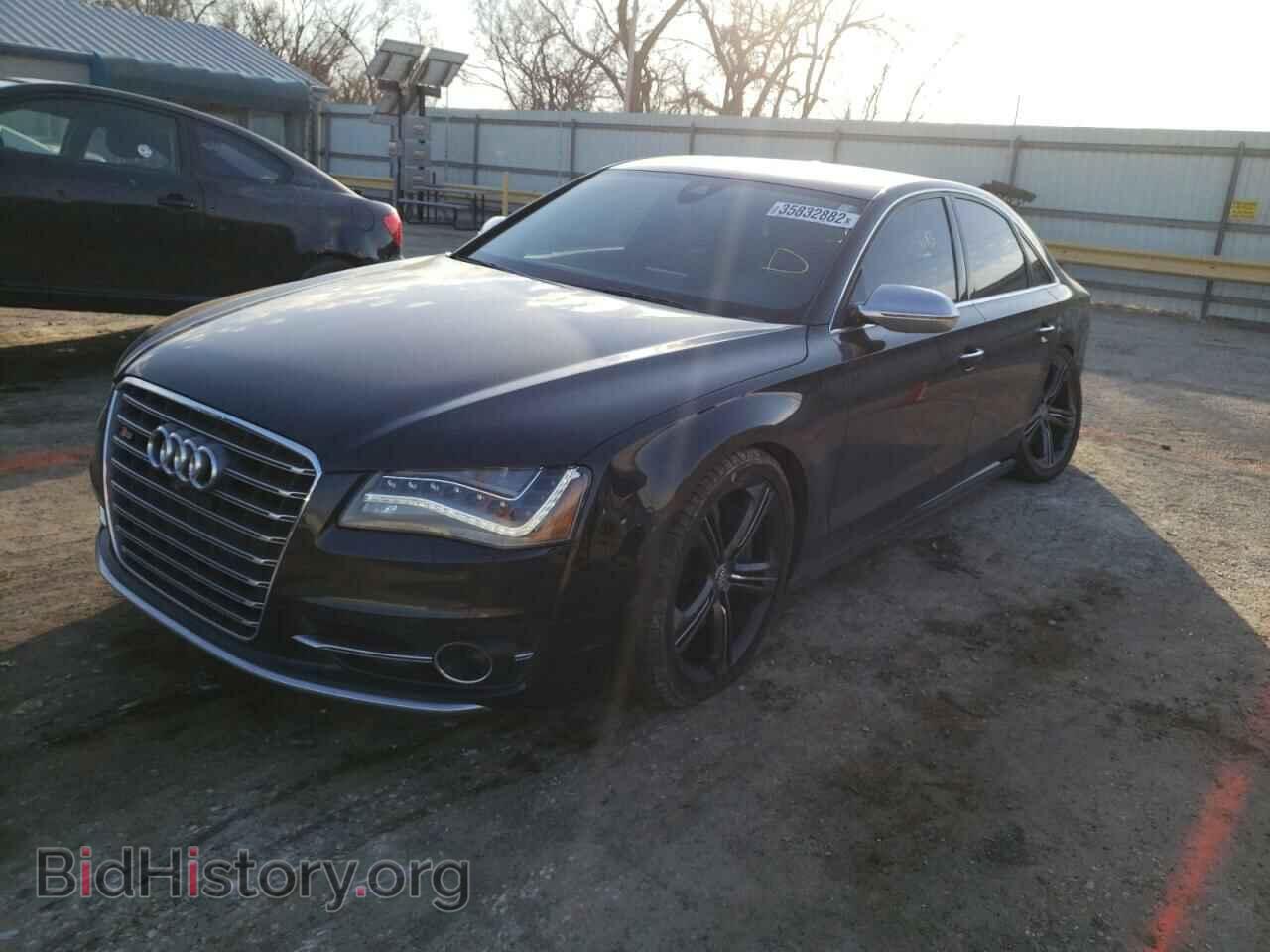 2013 AUDI S8 - VIN: WAUD2AFD2DN021031 - Photo 2