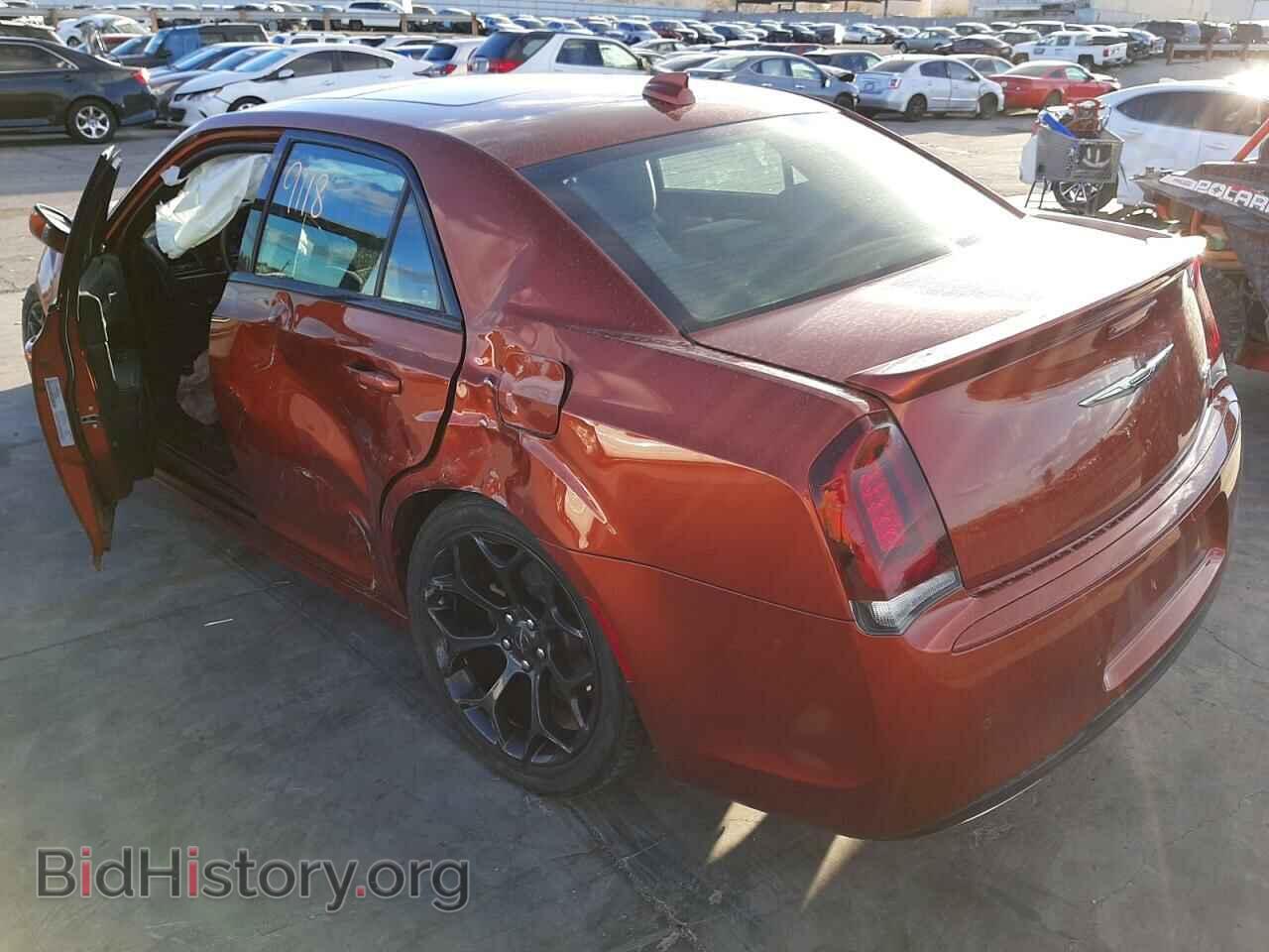 2020 CHRYSLER 300 - VIN: 2C3CCABG3LH253323 - Фото 3