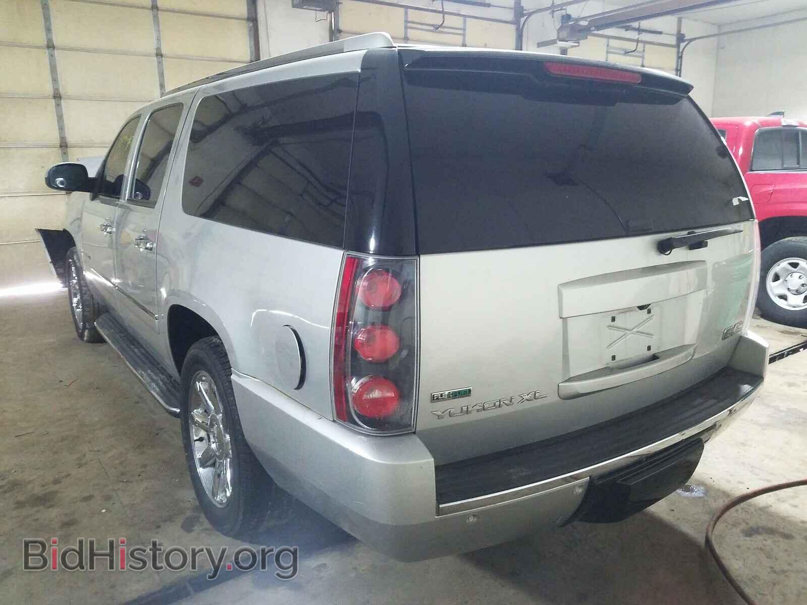 2011 GMC YUKON - VIN: 1GKS2MEF6BR173550 - Фото 3