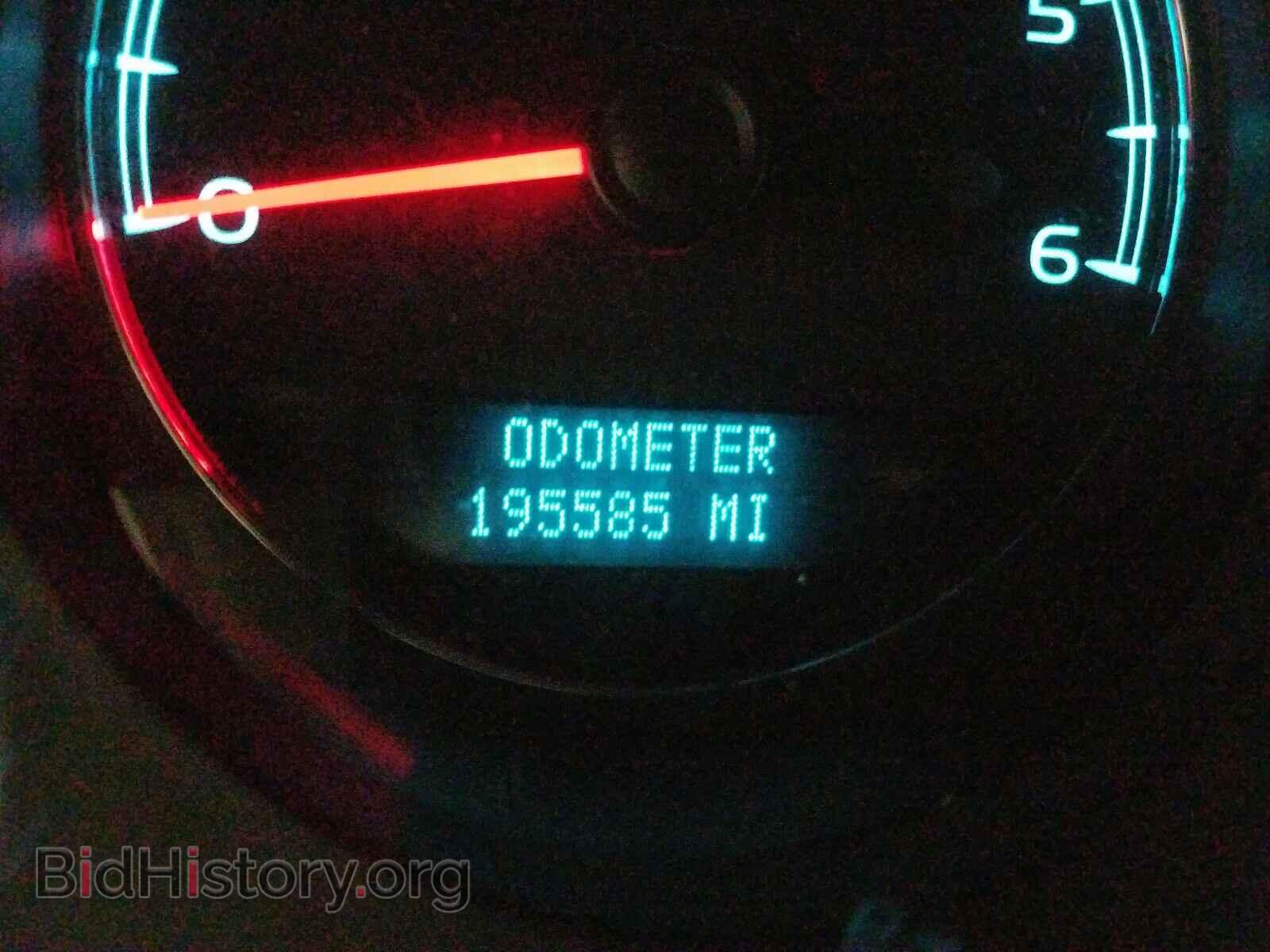 2011 GMC YUKON - VIN: 1GKS2MEF6BR173550 - Фото 8