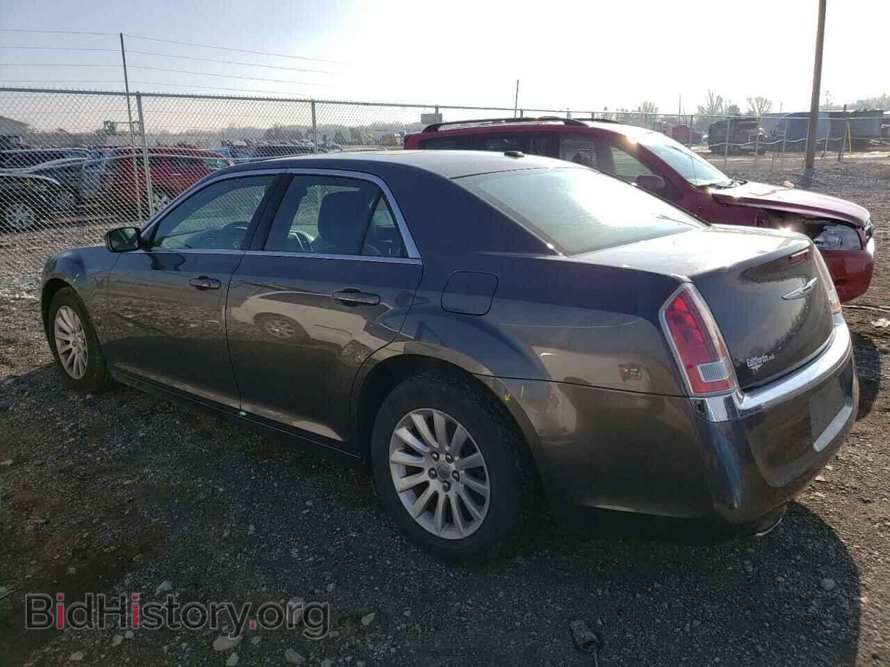 2013 CHRYSLER 300 - VIN: 2C3CCAAG4DH557716 - Фото 2
