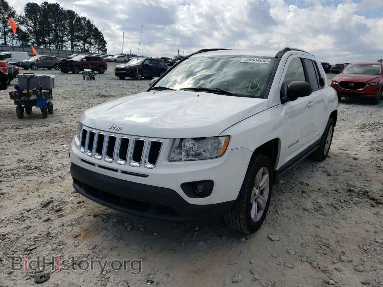 2011 JEEP COMPASS - VIN: 1J4NT1FA2BD236769 - Фото 2