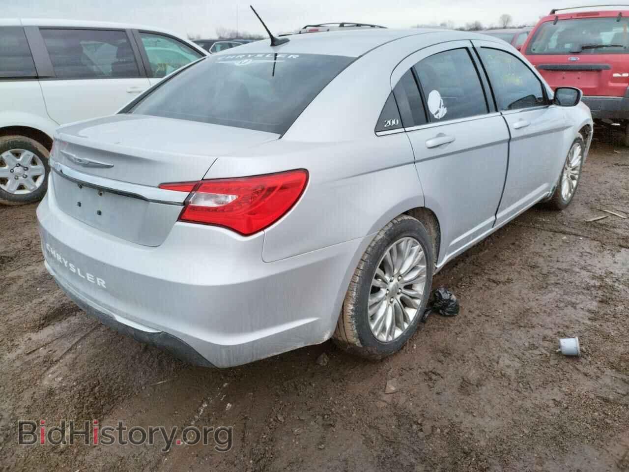 2012 CHRYSLER 200 - VIN: 1C3CCBABXCN100764 - Фото 4