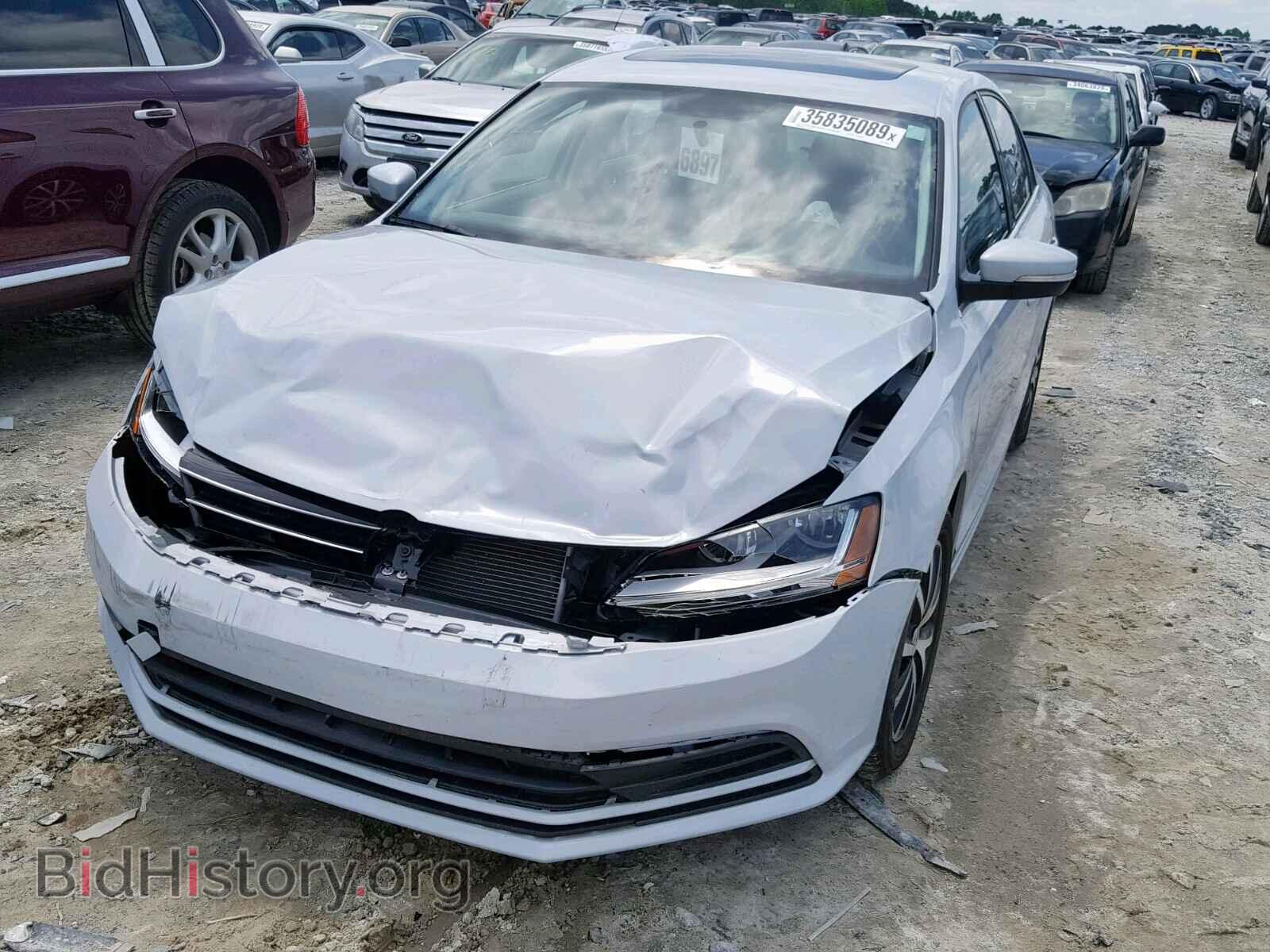 2017 VOLKSWAGEN JETTA - VIN: 3VWDB7AJXHM355033 - Фото 2