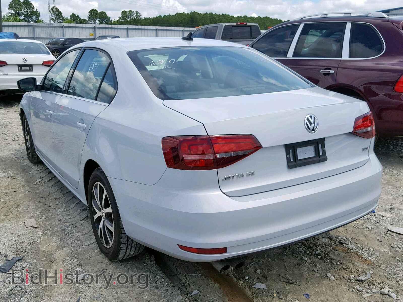 2017 VOLKSWAGEN JETTA - VIN: 3VWDB7AJXHM355033 - Фото 3