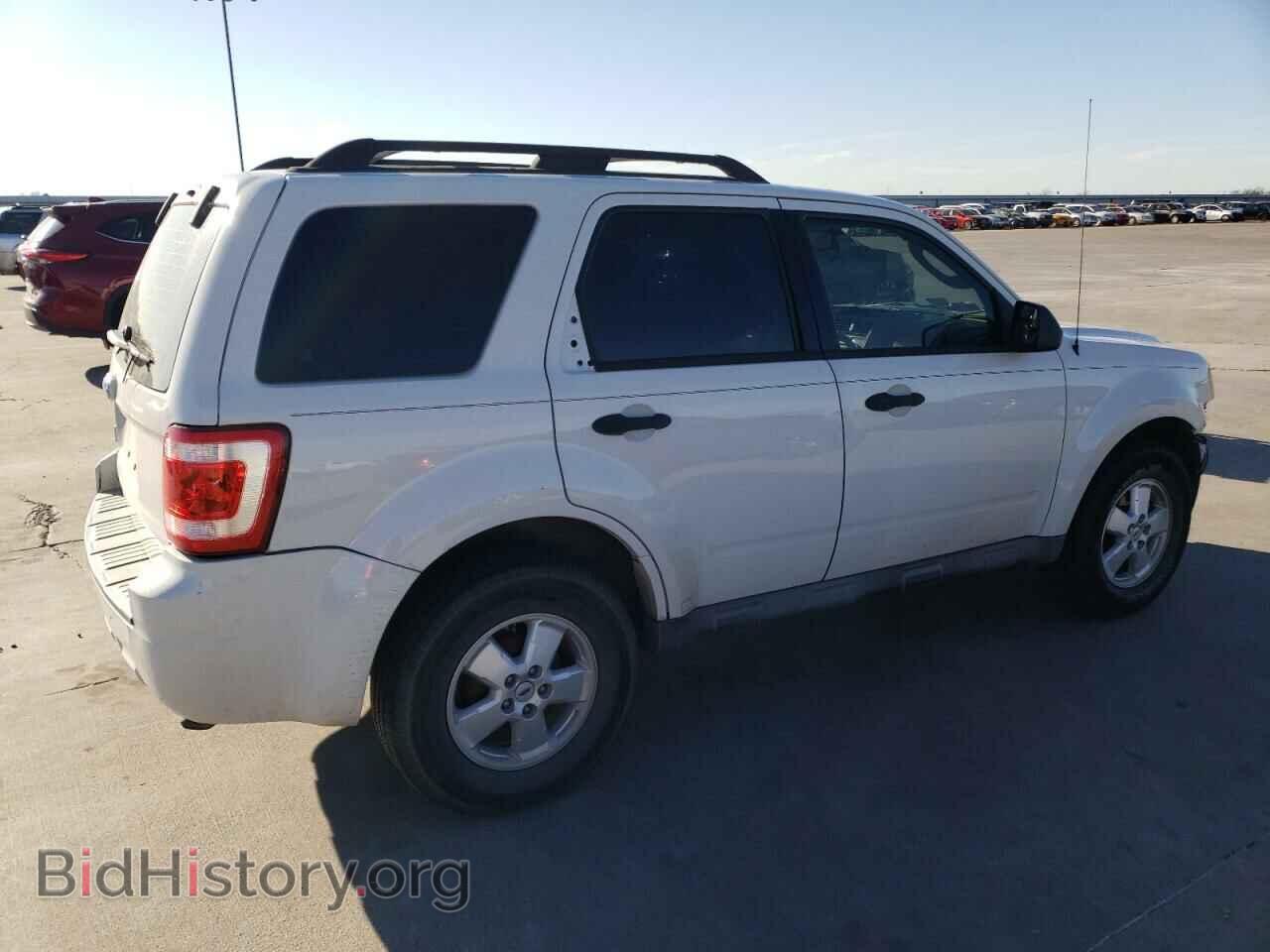 2009 FORD ESCAPE - VIN: 1FMCU02779KA33215 - Фото 3