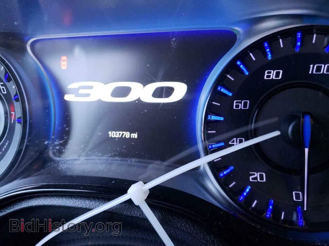 2016 CHRYSLER 300 - VIN: 2C3CCABG0GH230071 - Фото 9