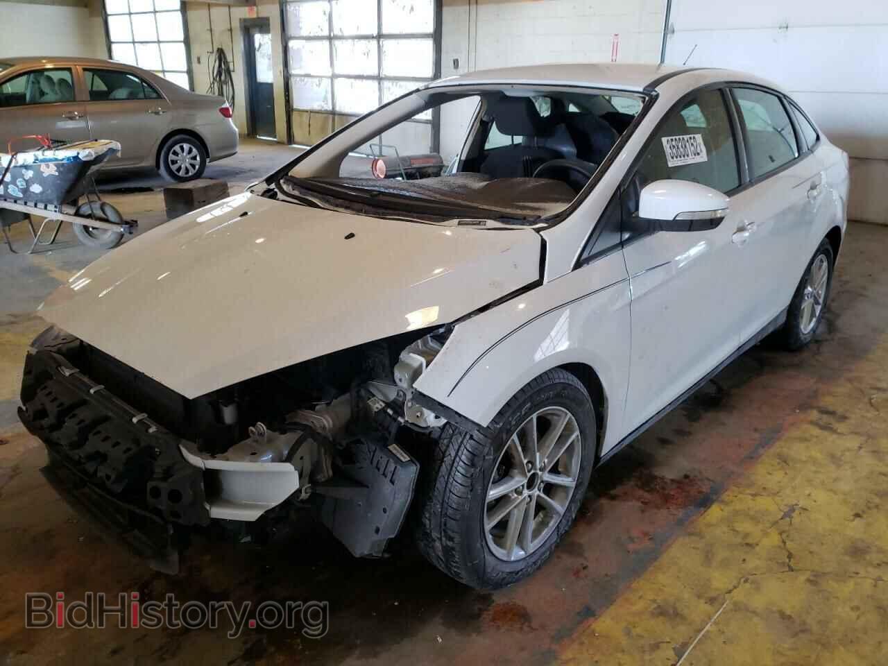 2016 FORD FOCUS - VIN: 1FADP3F23GL390629 - Фото 2