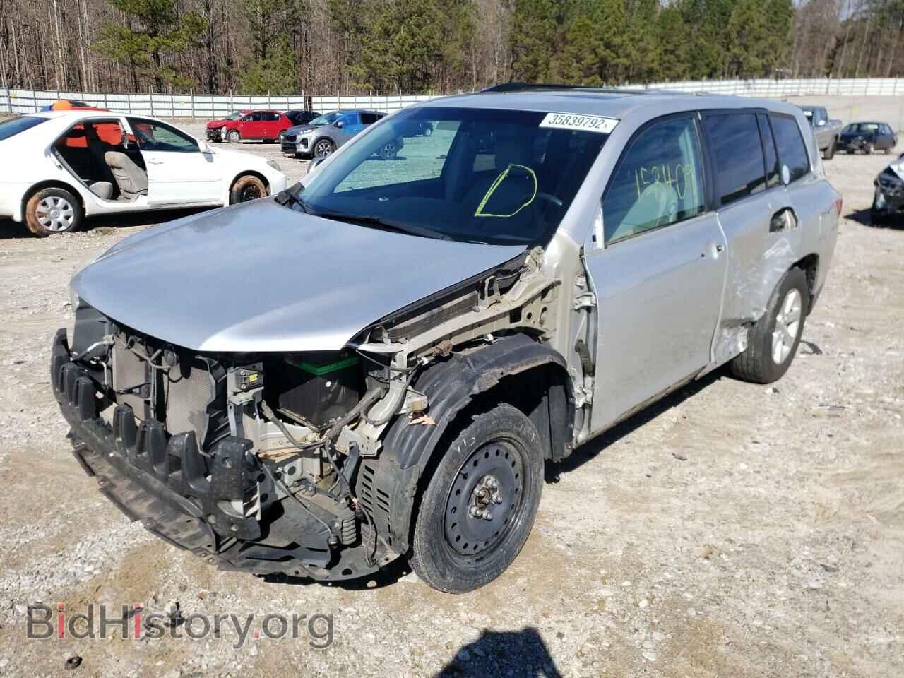 2011 TOYOTA HIGHLANDER - VIN: 5TDZK3EH0BS049183 - Фото 2