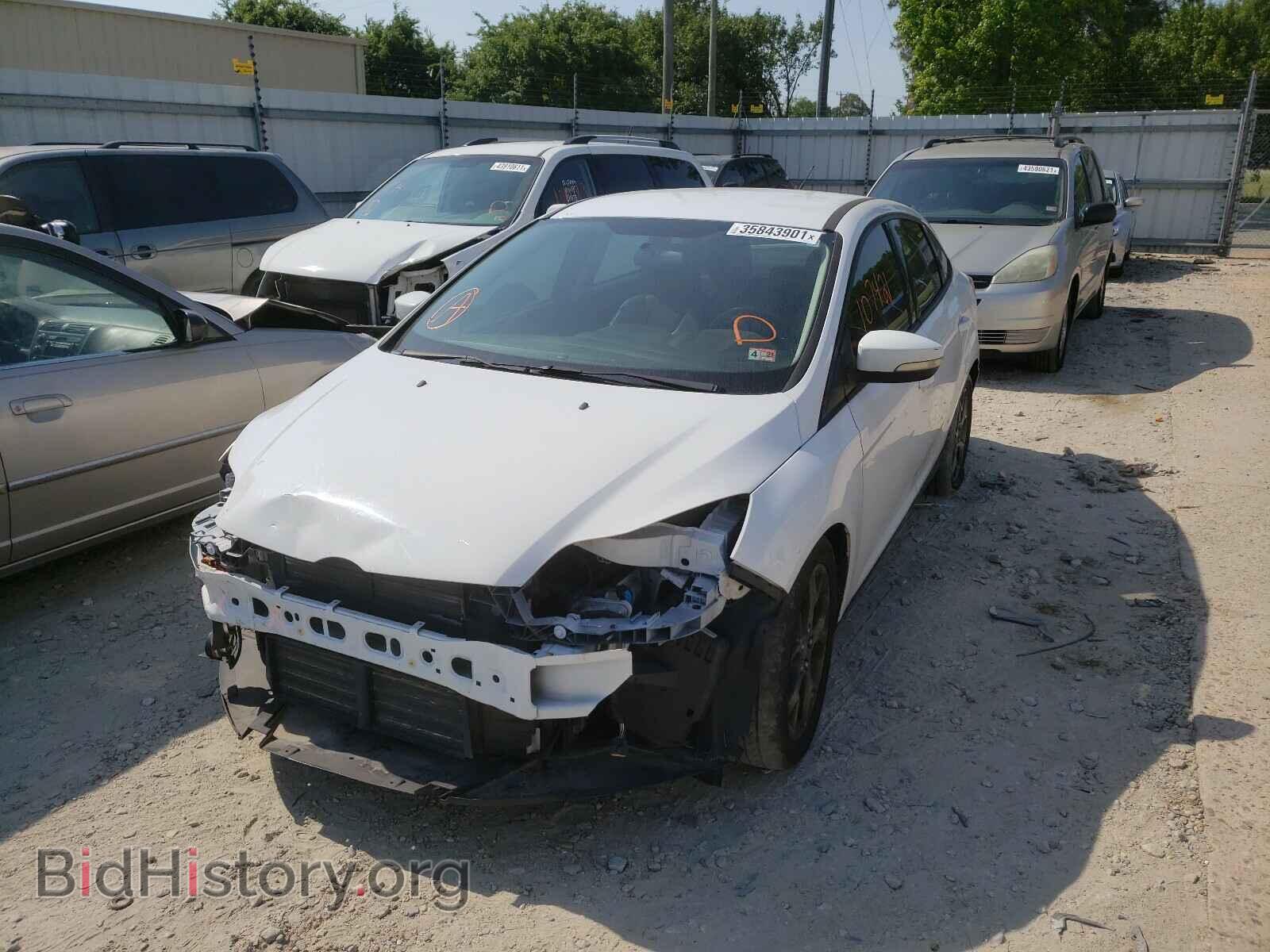 2013 FORD FOCUS - VIN: 1FADP3F25DL211597 - Фото 2