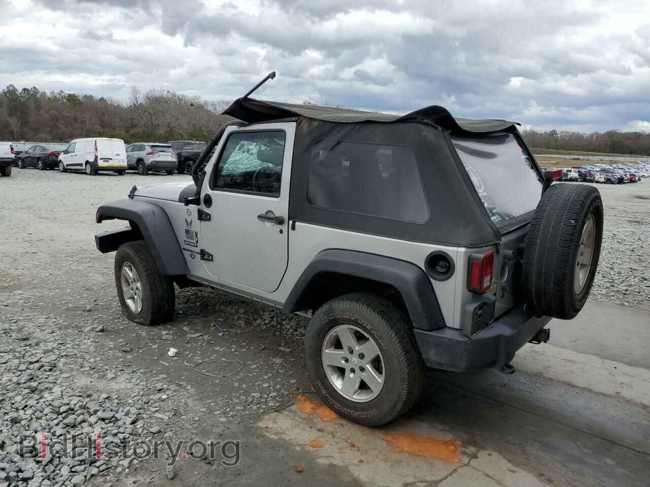 2011 JEEP WRANGLER - VIN: 1J4AA2D11BL545619 - Фото 2