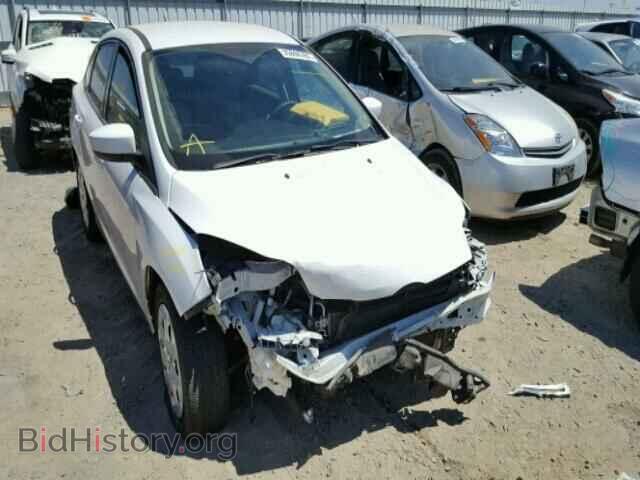 Photo 1FAHP3F26CL268200 - FORD FOCUS 2012