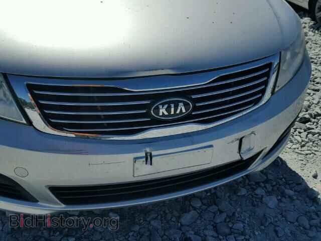2009 KIA OPTIMA - VIN: KNAGE228795300176 - Фото 9