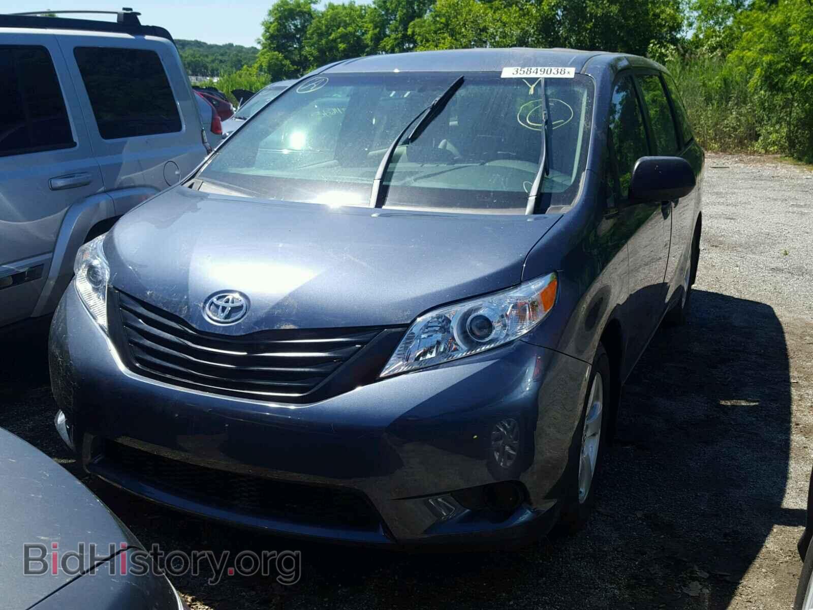 2017 TOYOTA SIENNA BAS - VIN: 5TDZZ3DC3HS875116 - Фото 2
