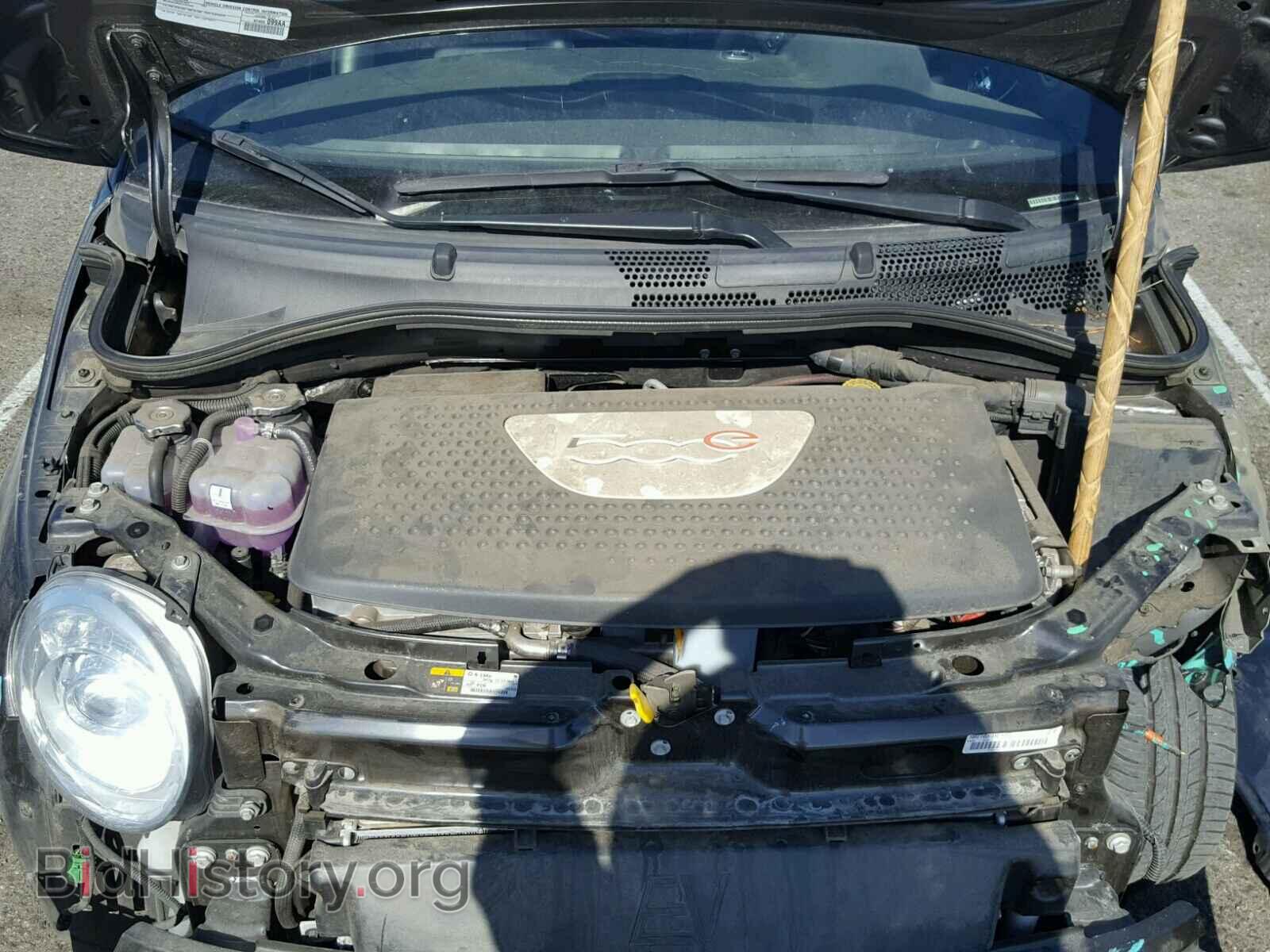 2015 FIAT 500 - VIN: 3C3CFFGE4FT741185 - Фото 7