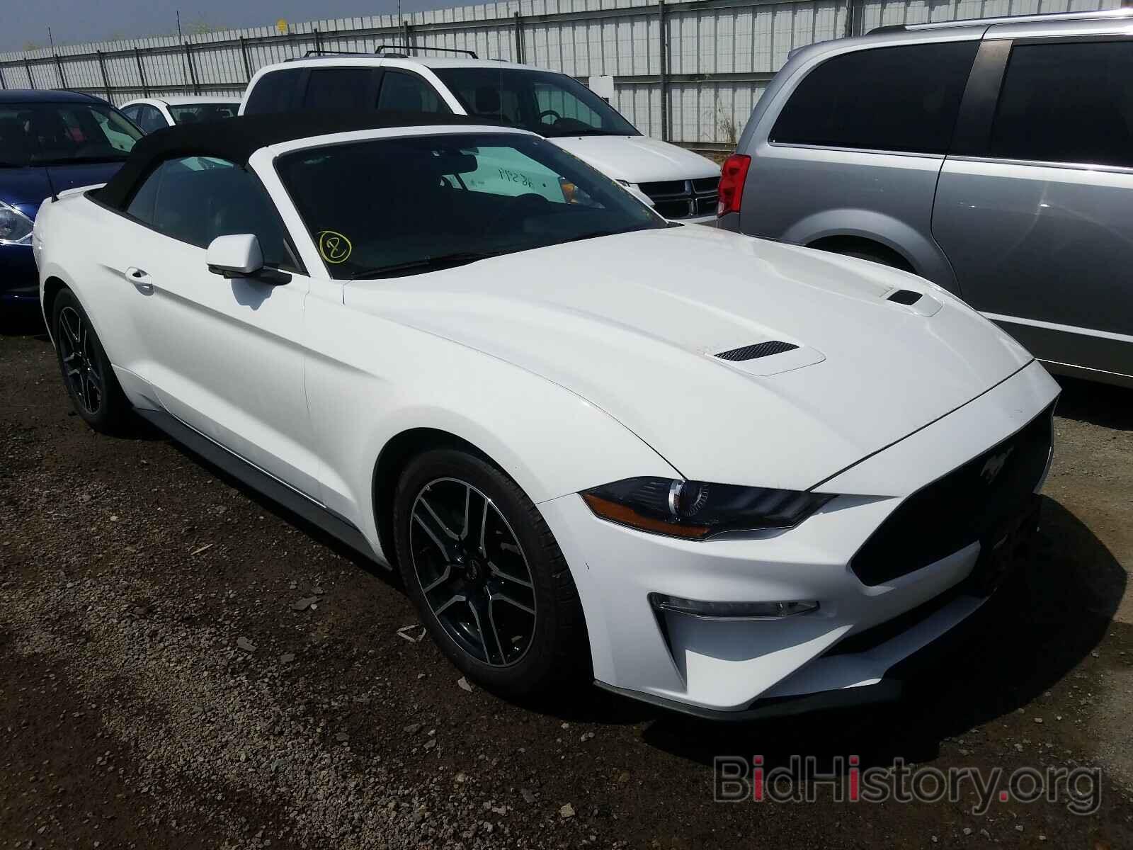 Photo 1FATP8UH6J5124128 - FORD MUSTANG 2018
