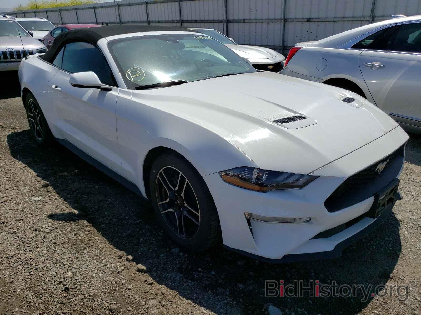Photo 1FATP8UH4J5177104 - FORD MUSTANG 2018