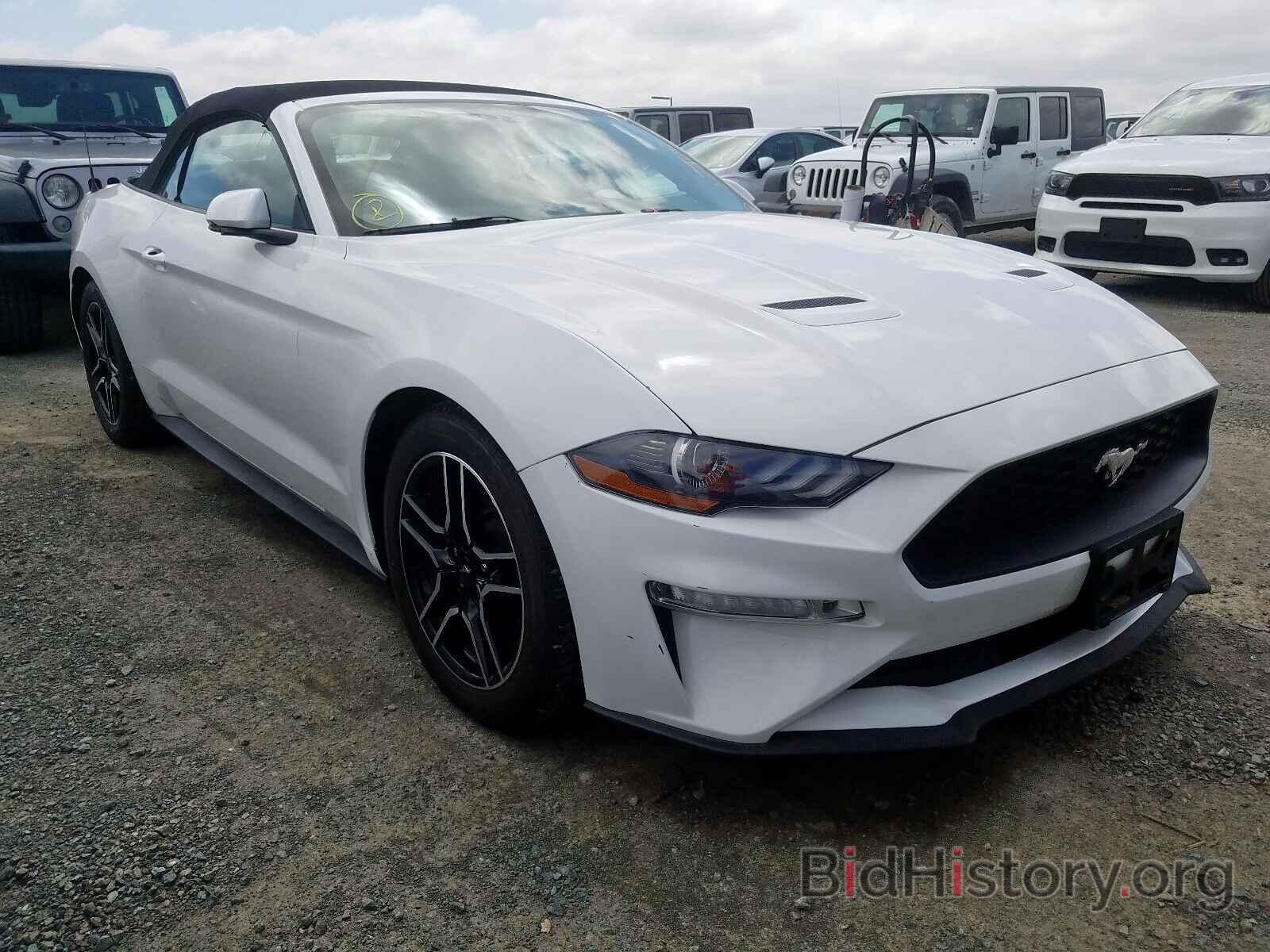 Photo 1FATP8UH7K5104312 - FORD MUSTANG 2019