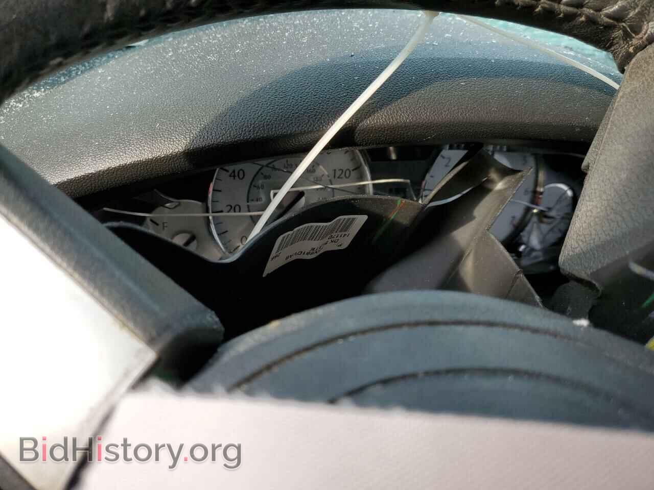 2008 CHRYSLER 300 - VIN: 2C3KA63H68H178355 - Фото 9