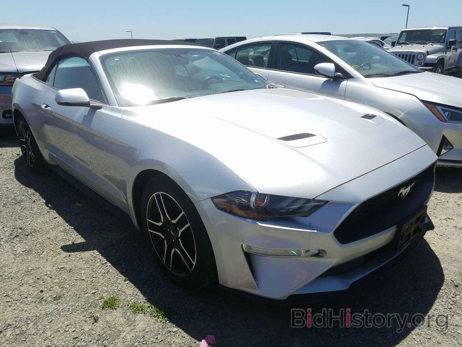 Photo 1FATP8UH0K5109738 - FORD MUSTANG 2019