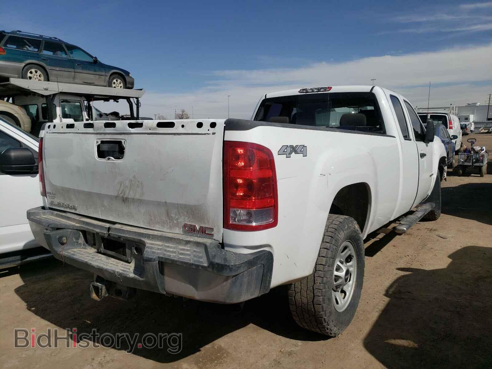 2011 GMC SIERRA - VIN: 1GT522CG4BZ377997 - Фото 4