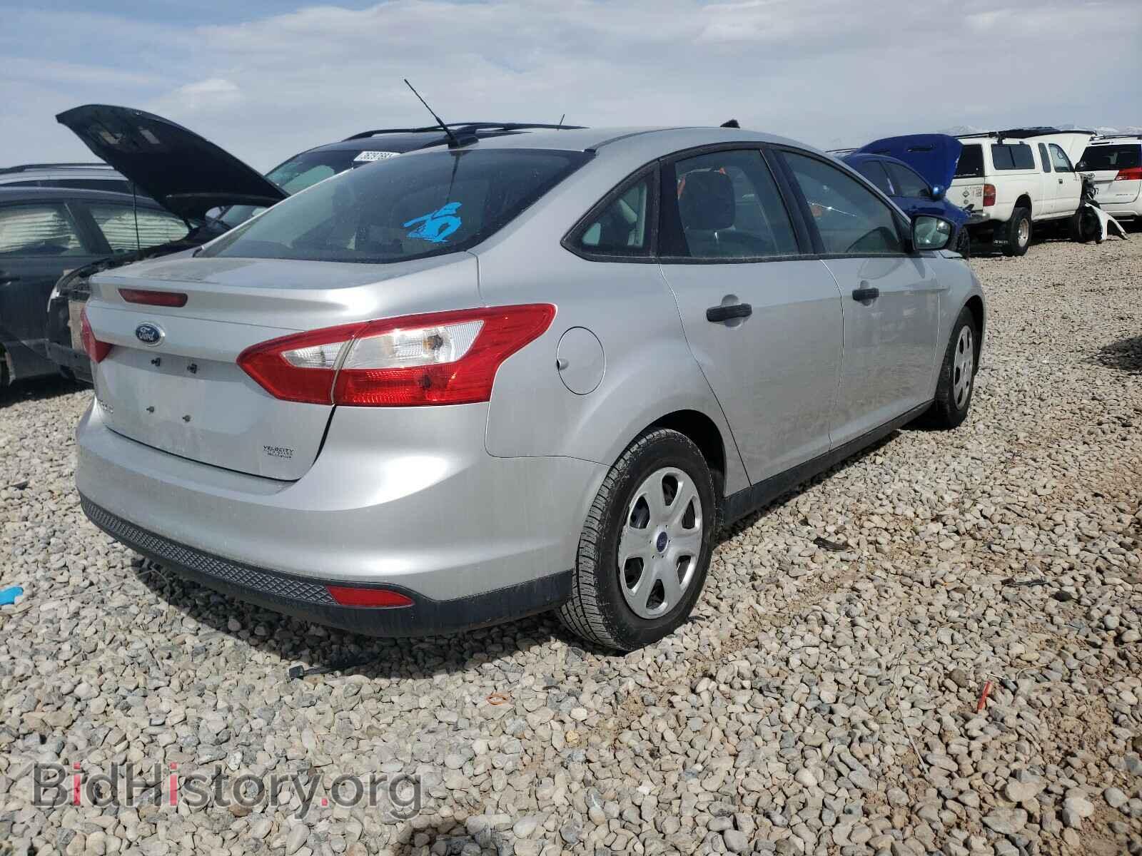 2012 FORD FOCUS - VIN: 1FAHP3E25CL347584 - Photo 4
