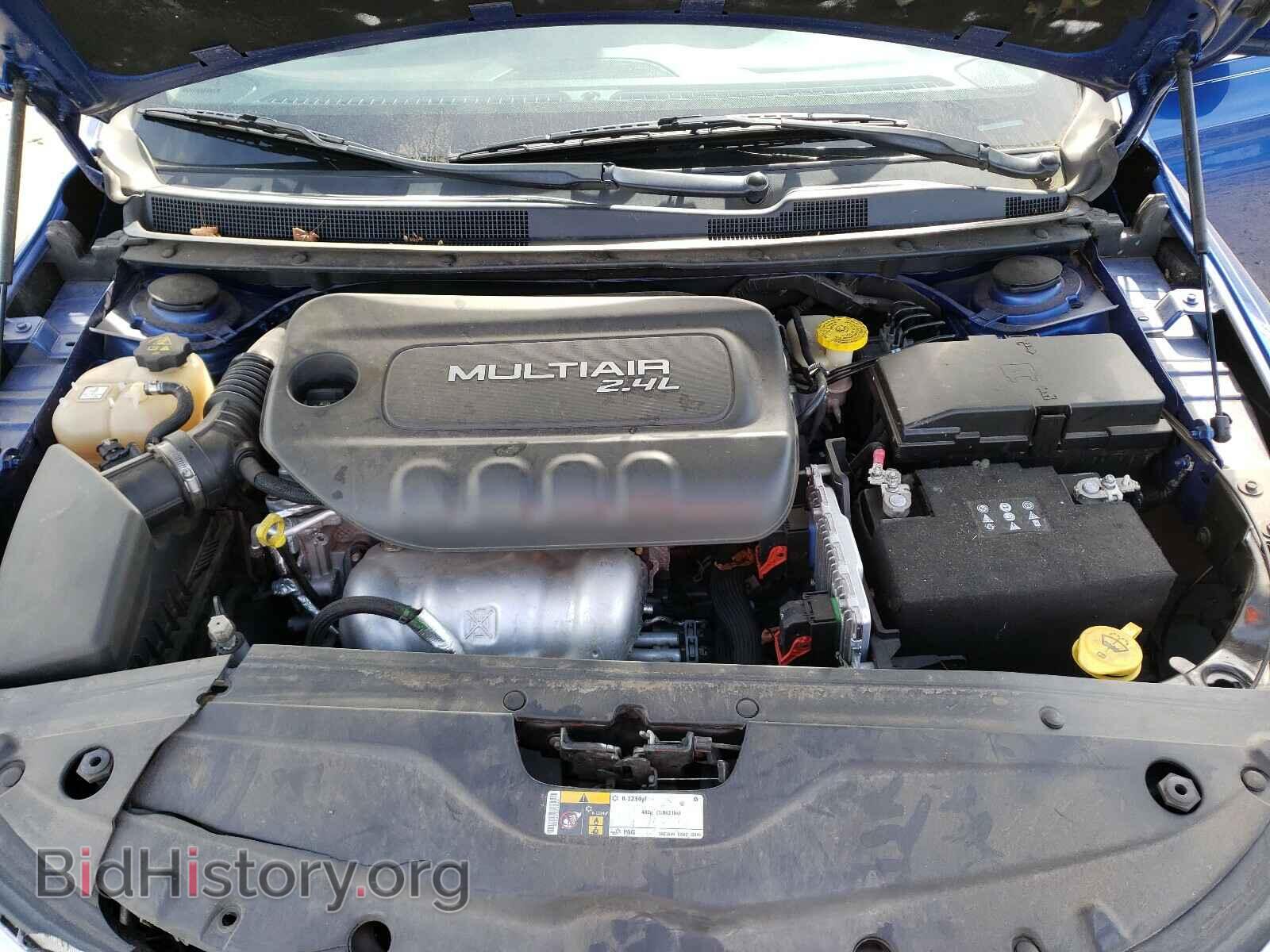 2016 CHRYSLER 200 - VIN: 1C3CCCAB6GN159368 - Фото 7