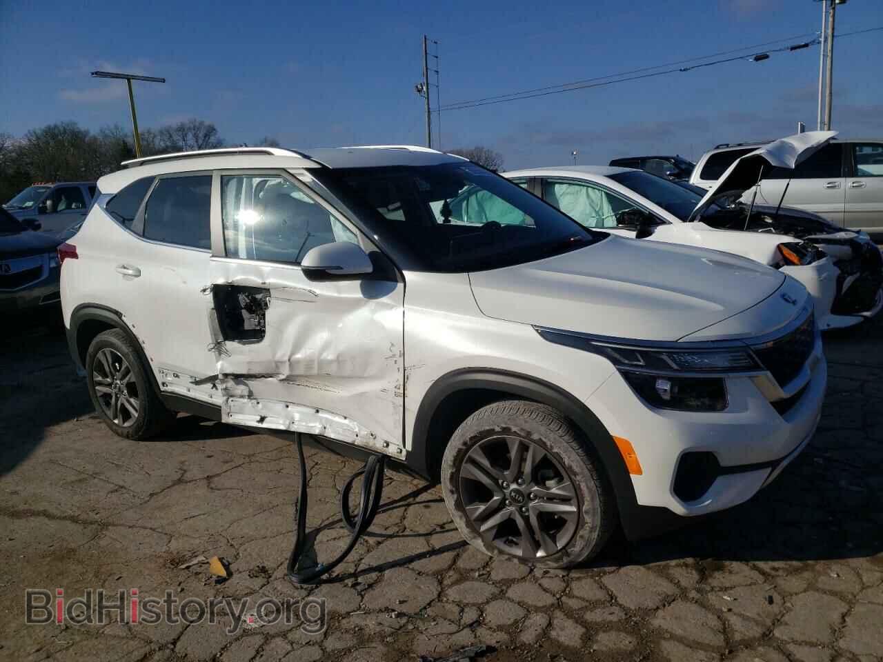 2021 KIA SELTOS - VIN: KNDEU2AA6M7049570 - Фото 4