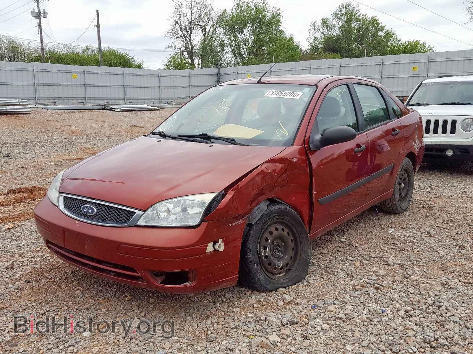 2005 FORD FOCUS - VIN: 1FAFP34N85W104629 - Фото 2