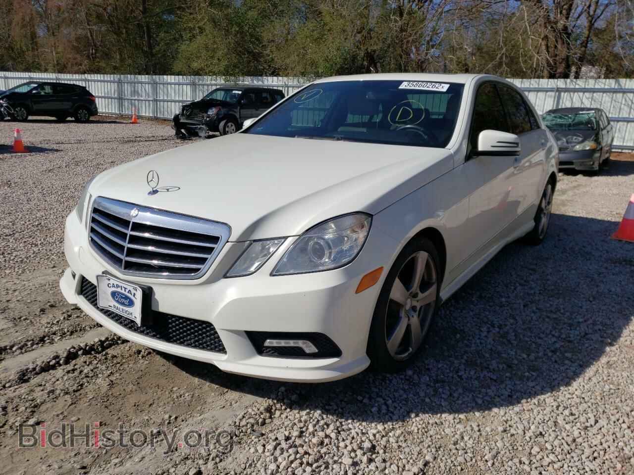 2011 MERCEDES-BENZ E-CLASS - VIN: WDDHF8HB5BA427165 - Фото 2