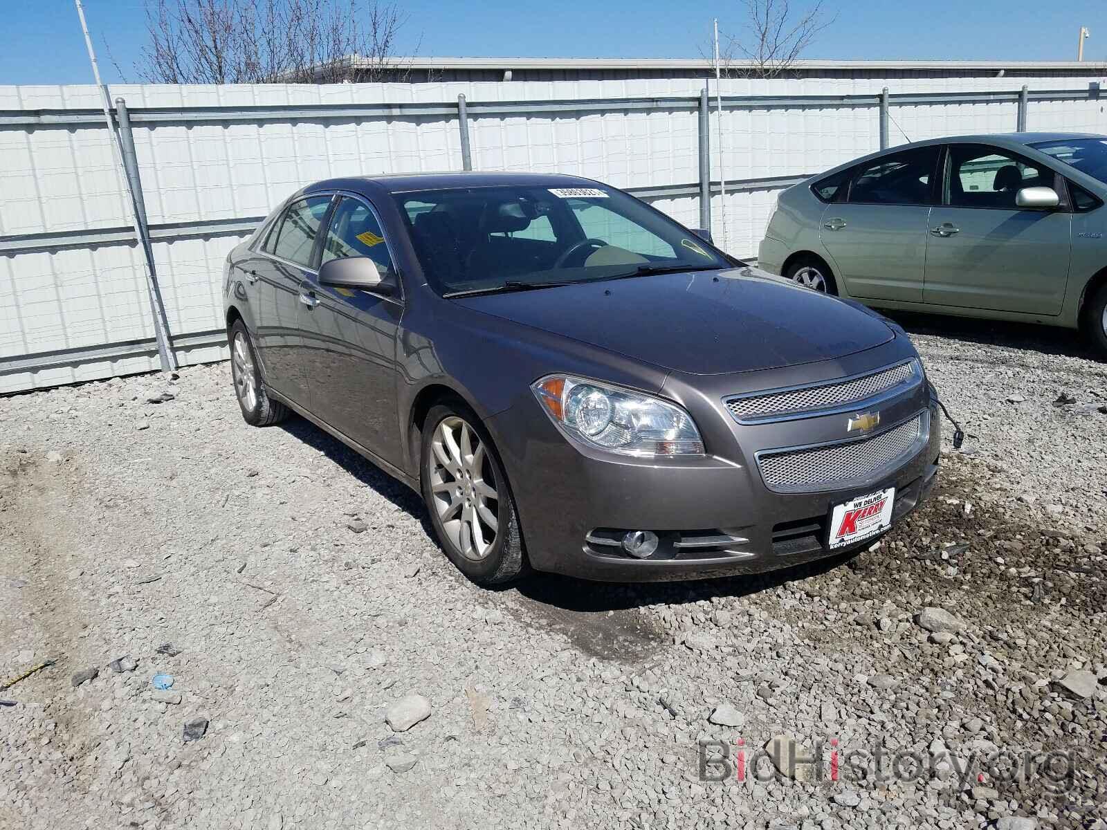 Photo 1G1ZE5E12BF265552 - CHEVROLET MALIBU 2011