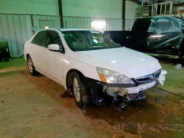 Photo 1HGCM56837A213705 - HONDA ACCORD 2007