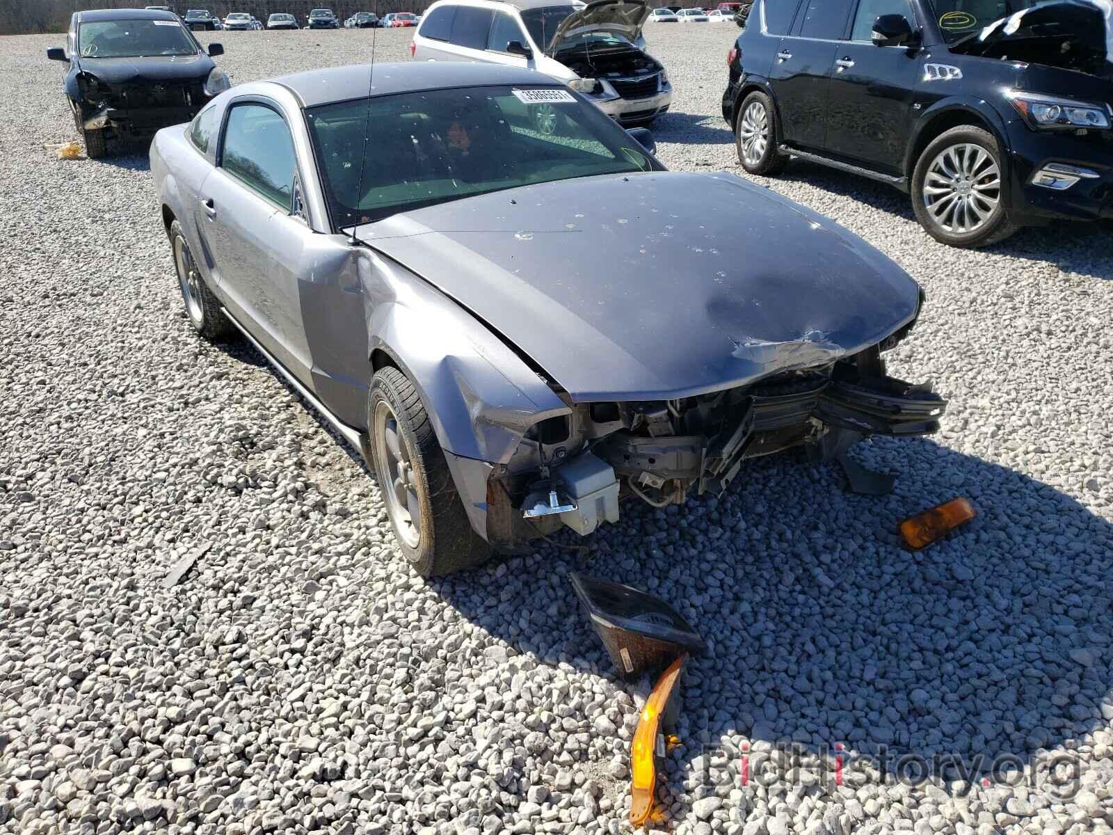 Photo 1ZVFT80N775297371 - FORD MUSTANG 2007