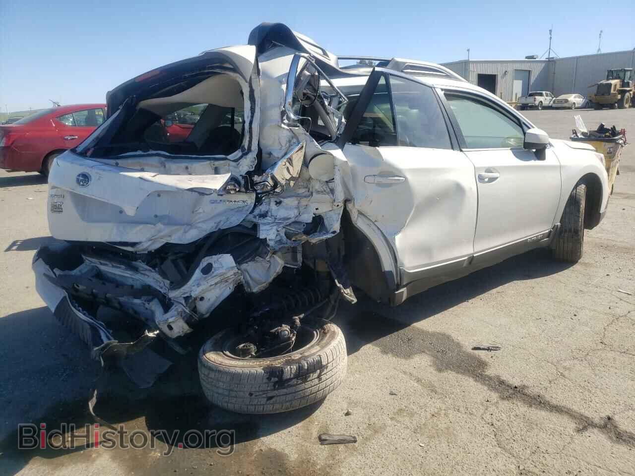 2015 SUBARU OUTBACK - VIN: 4S4BSBCC5F3333446 - Photo 4