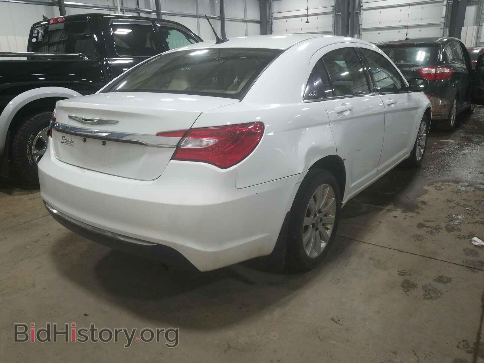 2012 CHRYSLER 200 - VIN: 1C3CCBBB7CN301813 - Photo 4