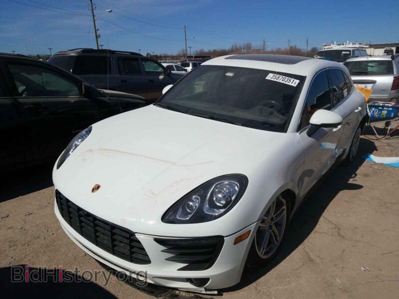 2016 Porsche MACAN (VIN WP1AB2A58GLB58887) — фото 2 из 10