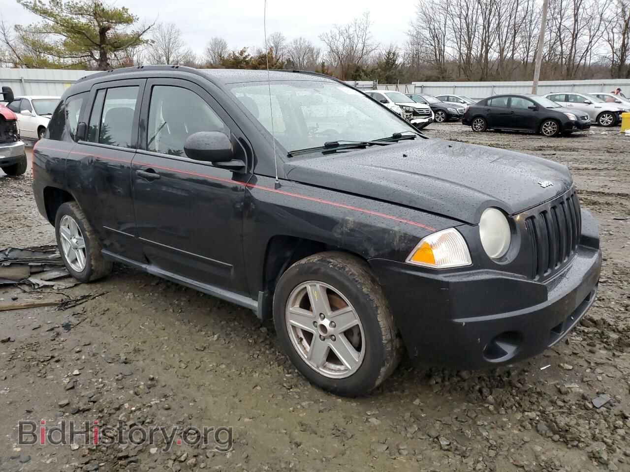 2010 JEEP COMPASS - VIN: 1J4NT4FB6AD589718 - Photo 4