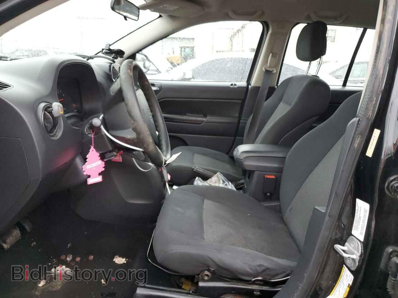 2010 JEEP COMPASS - VIN: 1J4NT4FB6AD589718 - Photo 7