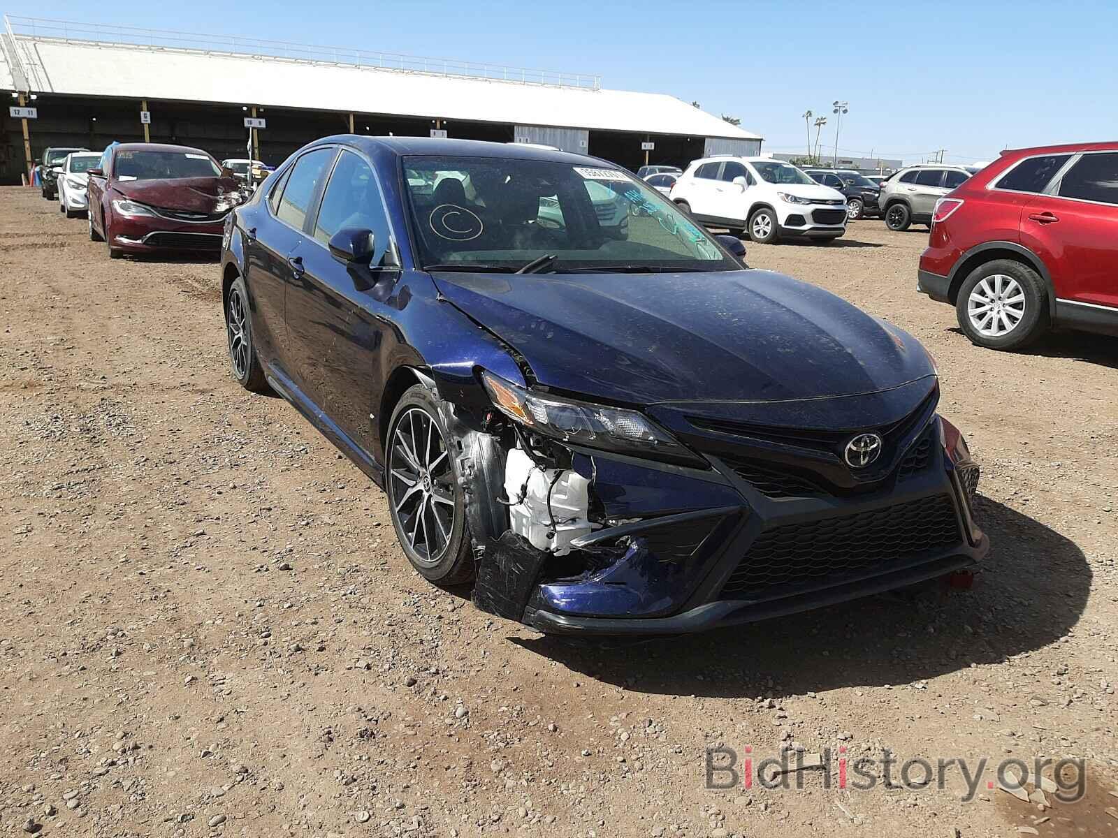 Photo 4T1G11AK0MU526124 - TOYOTA CAMRY 2021