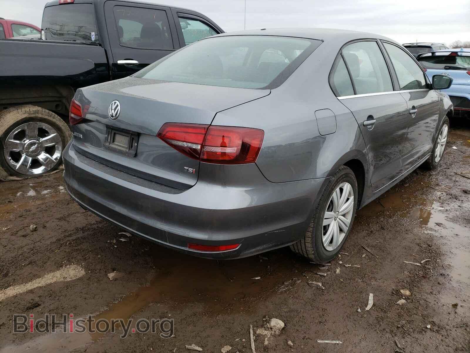 2017 VOLKSWAGEN JETTA - VIN: 3VW2B7AJ0HM392681 - Фото 4