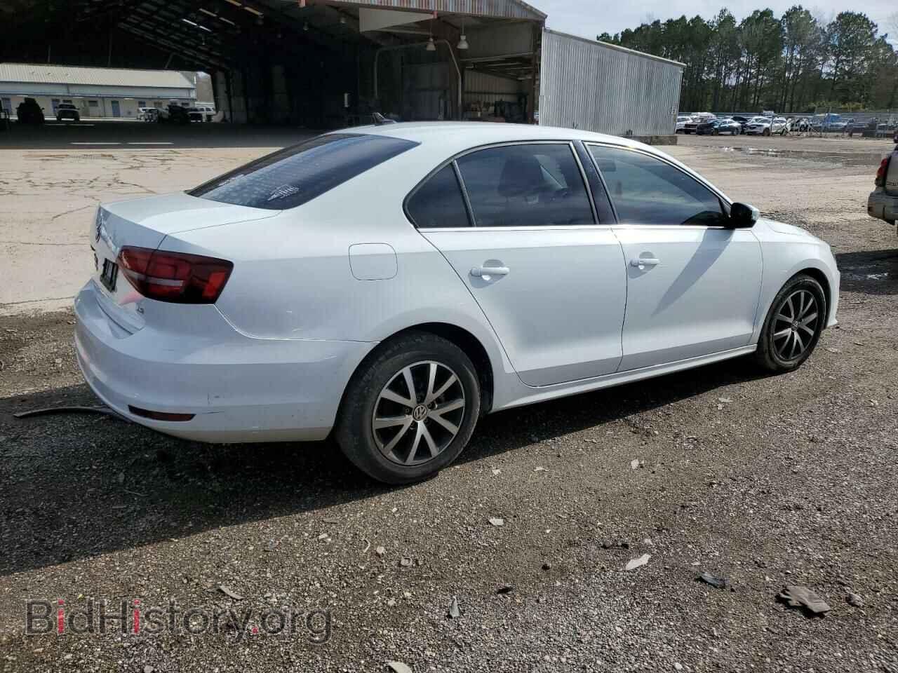 2017 VOLKSWAGEN JETTA - VIN: 3VWDB7AJ6HM358334 - Фото 3