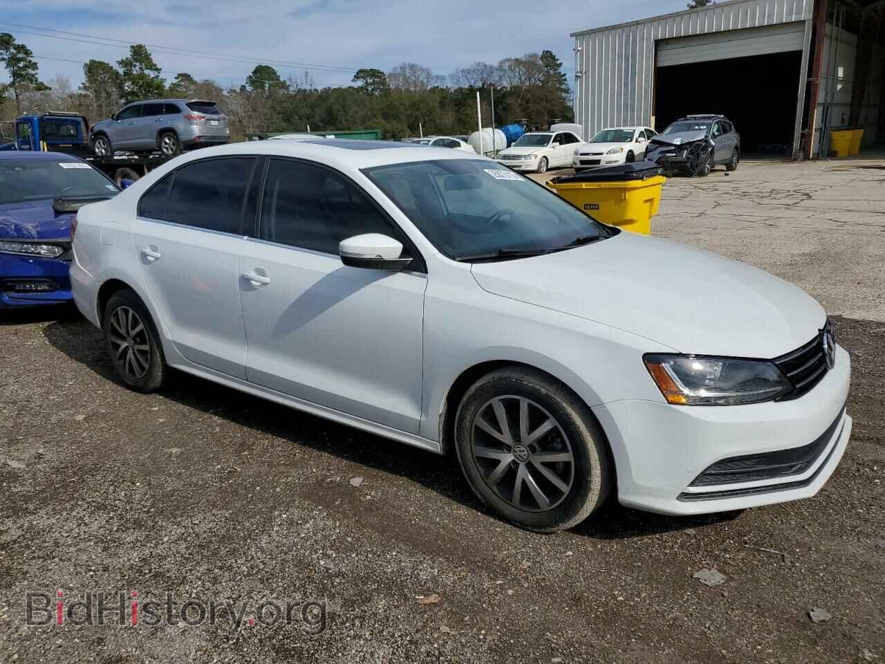 2017 VOLKSWAGEN JETTA - VIN: 3VWDB7AJ6HM358334 - Фото 4