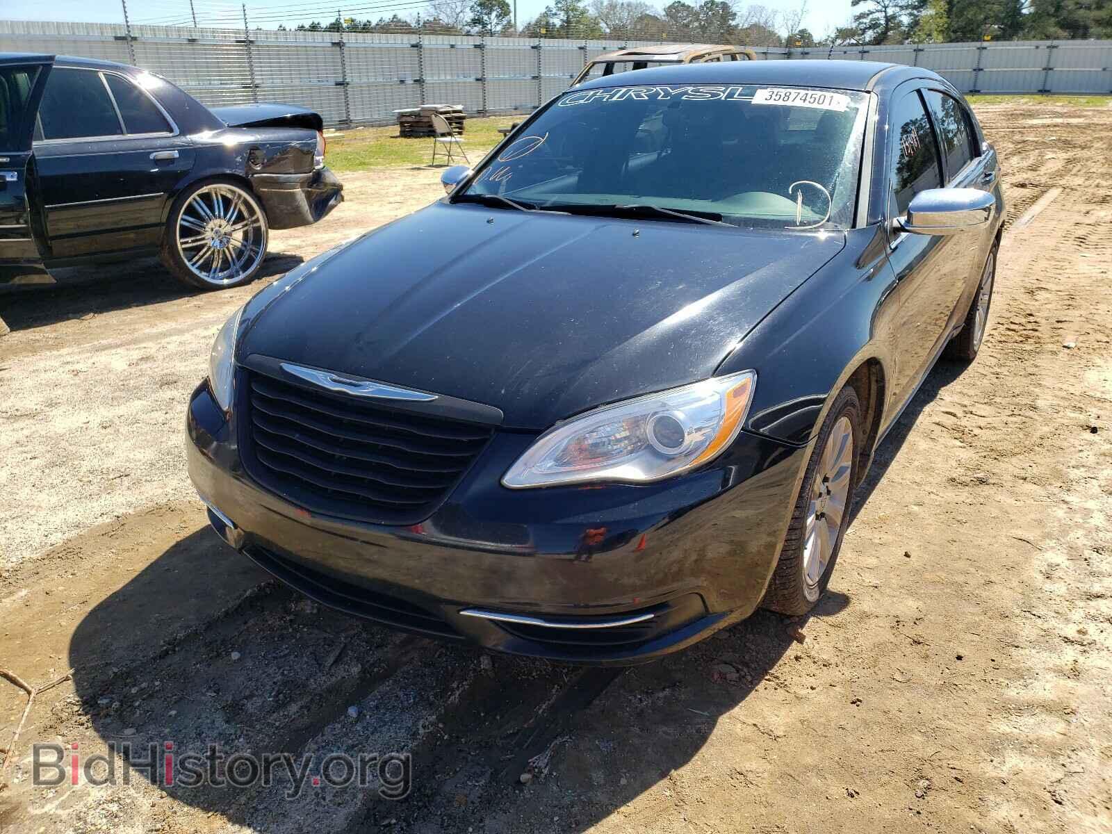 2014 CHRYSLER 200 - VIN: 1C3CCBBG8EN115244 - Фото 2