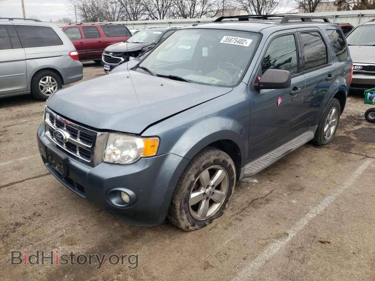 2011 FORD ESCAPE - VIN: 1FMCU9D78BKB78075 - Фото 2