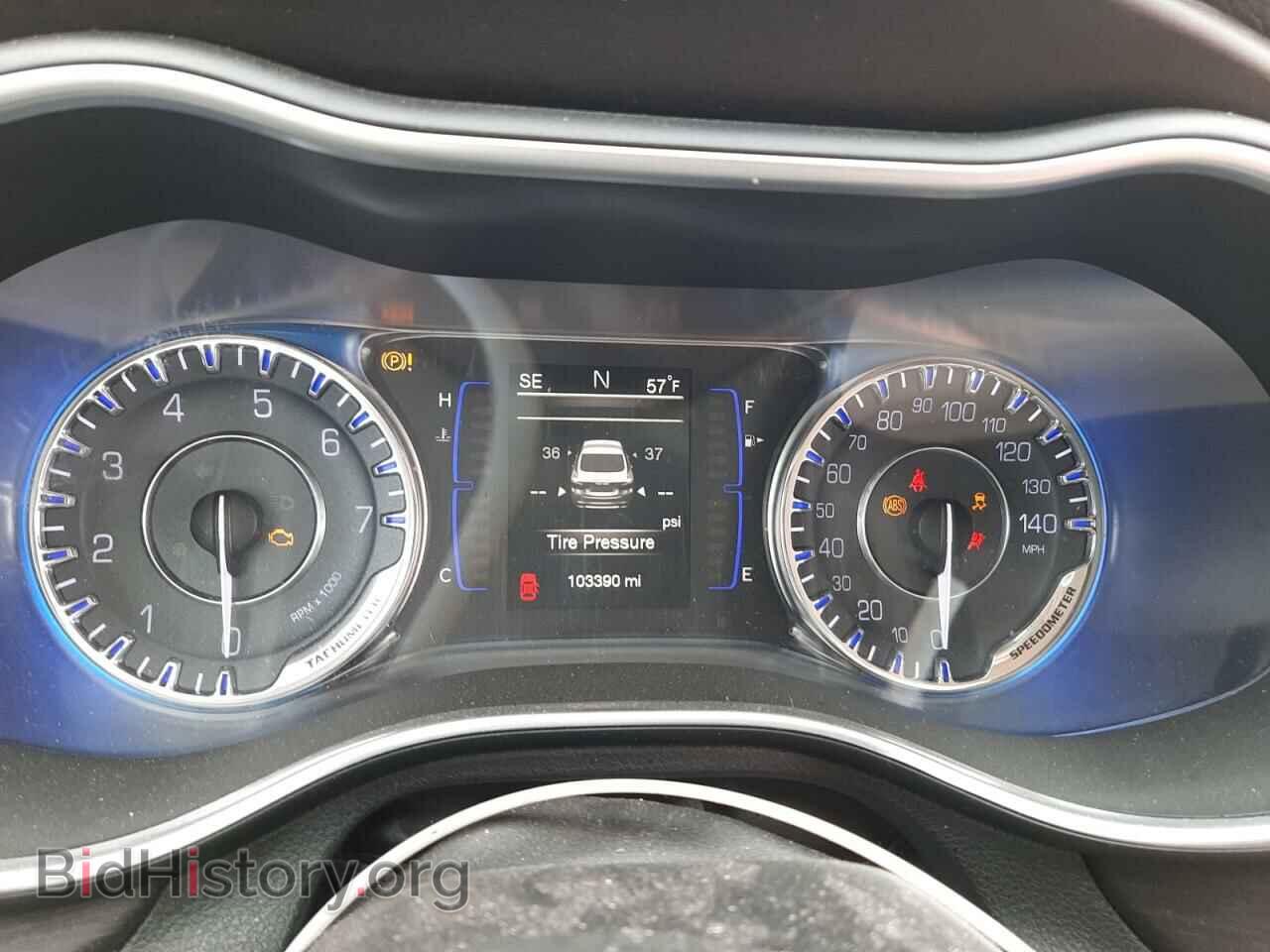 2016 CHRYSLER 200 - VIN: 1C3CCCAB1GN108196 - Фото 9