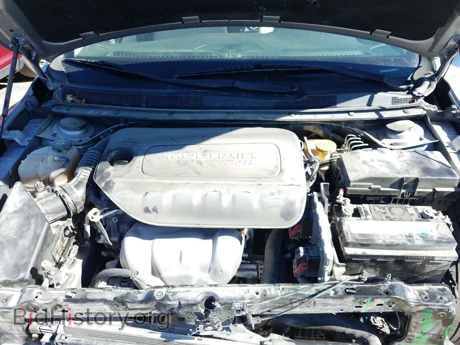2016 CHRYSLER 200 - VIN: 1C3CCCAB5GN159443 - Фото 7