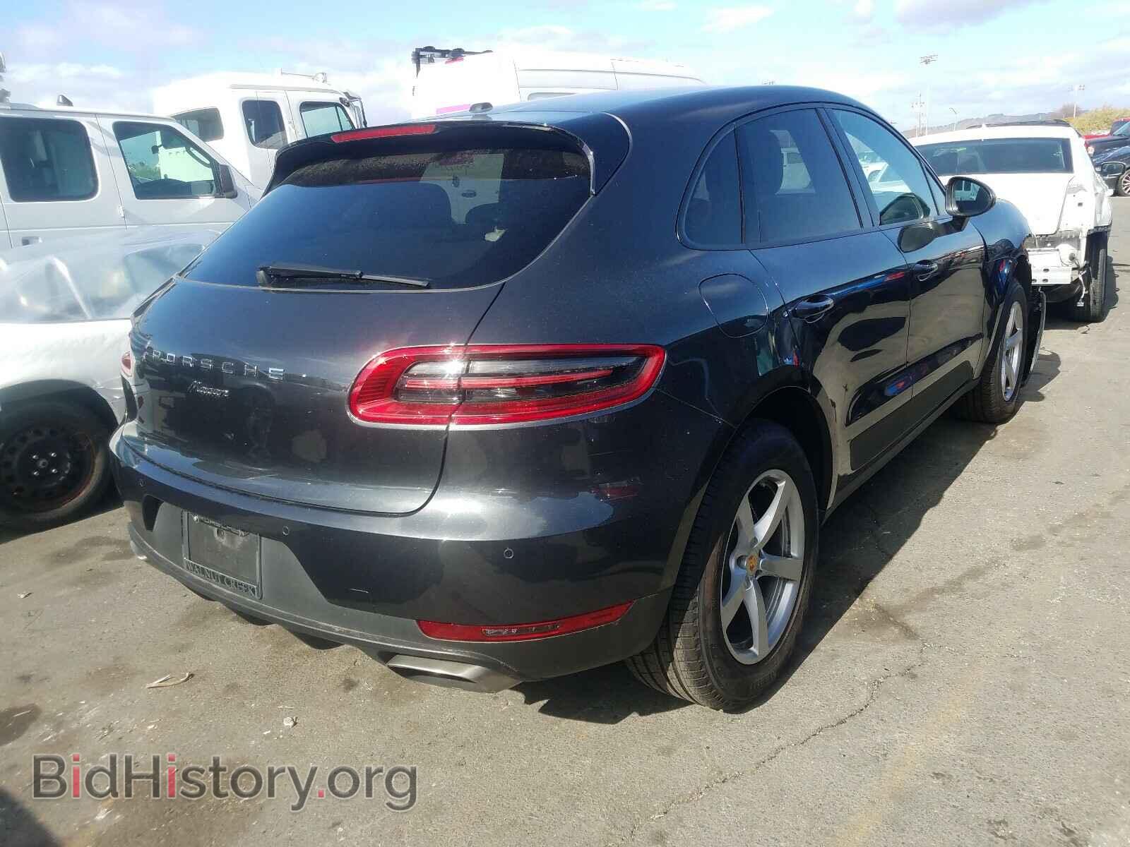 2017 PORSCHE MACAN - VIN: WP1AA2A53HLB04837 - Photo 4